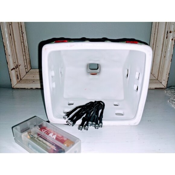 Ceramic Christmas House Candle Holder 7" x 5" Christmas Village w Original Box - Picture 5 of 8